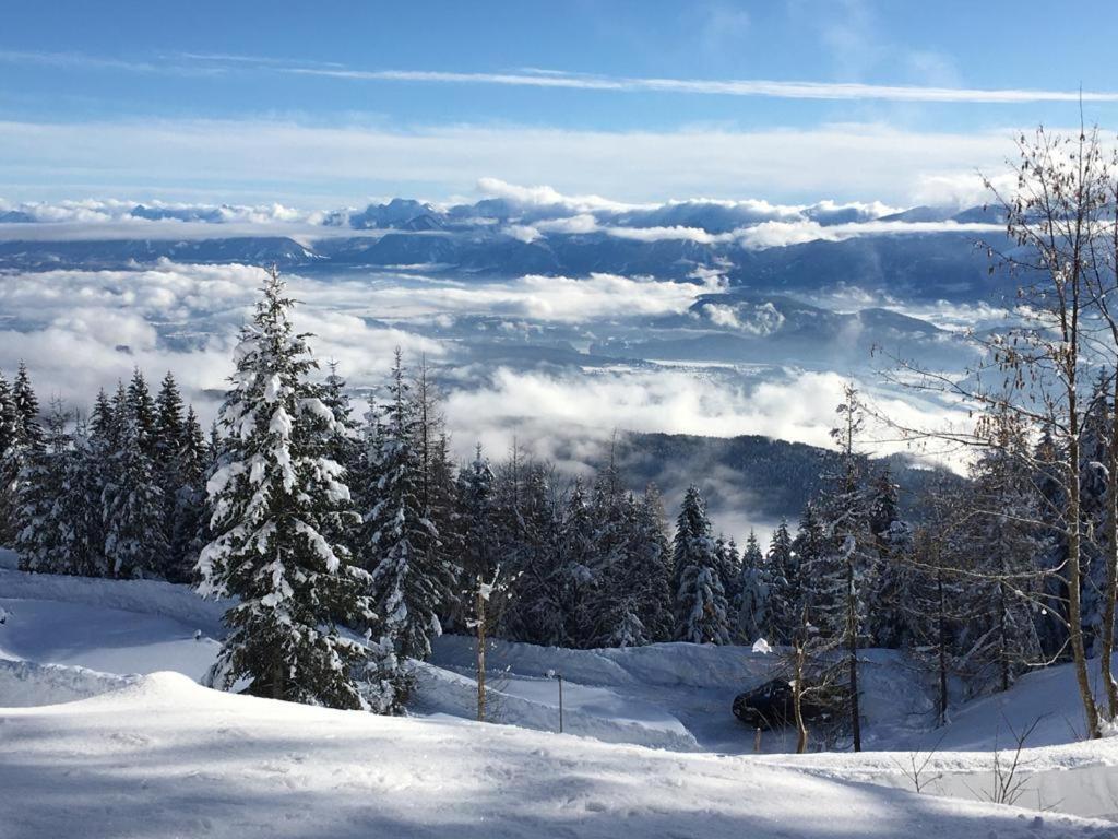 Familienapartment Sonne Und Schnee Kanzelhohe Zewnętrze zdjęcie